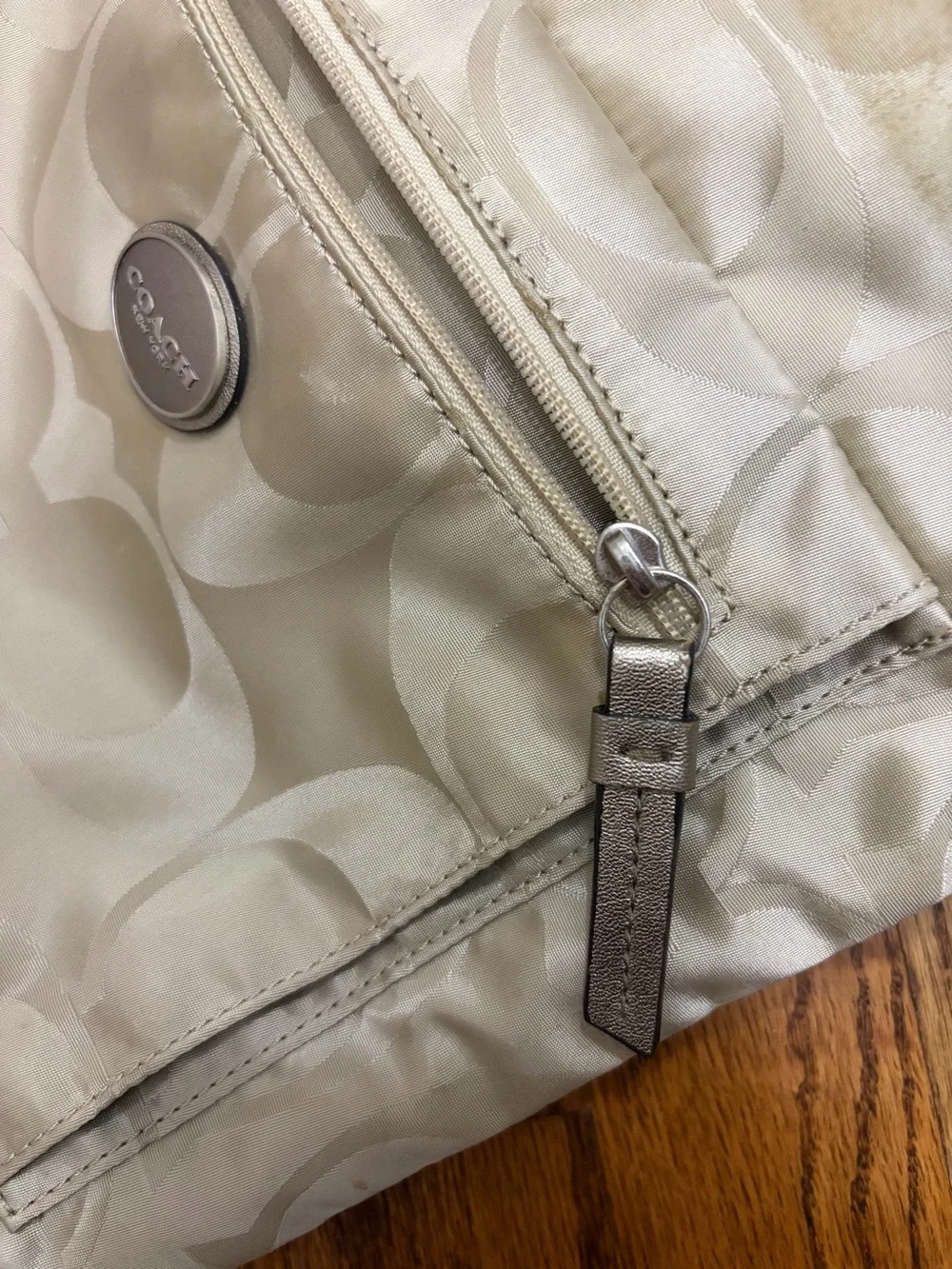 Coach crossbody signature